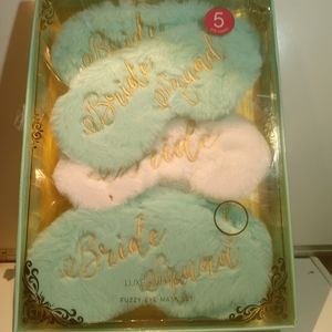 Luxe + Willow Fuzzy Eye Mask Set Satin Lining 1 Bride White & 4 Teal